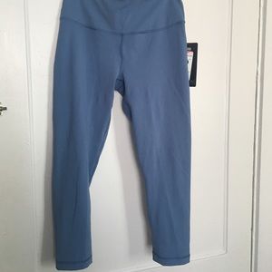Blue Yoga Leggings NWT medium. 90 Degree by Reflex